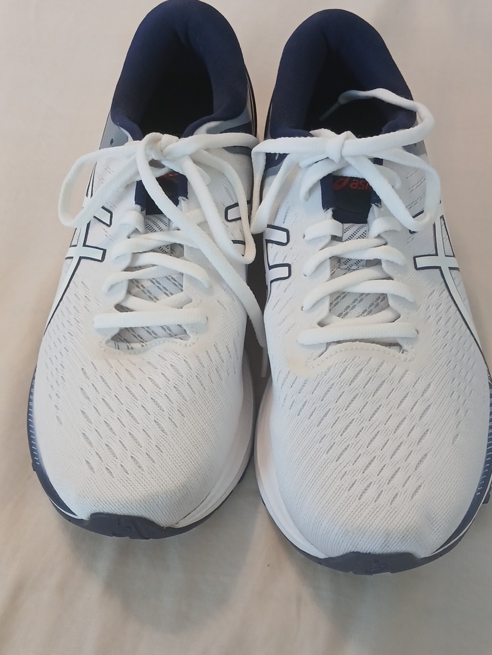 Asics White and Navy Men's Running Shoes
